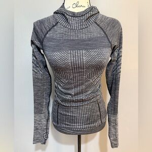 LULULEMON REST LESS BLACK/GRAY HOODIE SZ 2